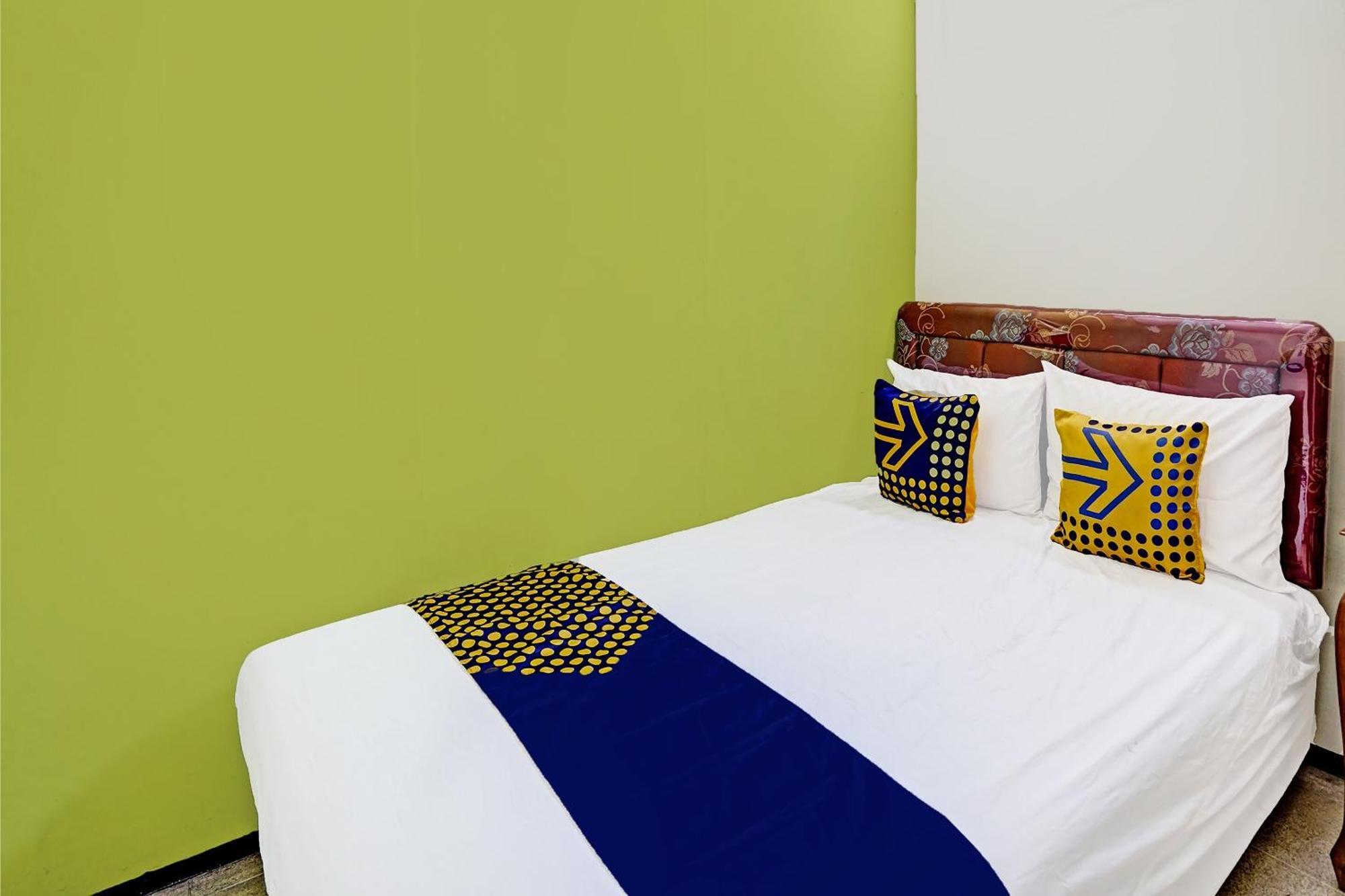 Spot On 91716 Kost Yy Syariah Hotel Mojokerto Luaran gambar