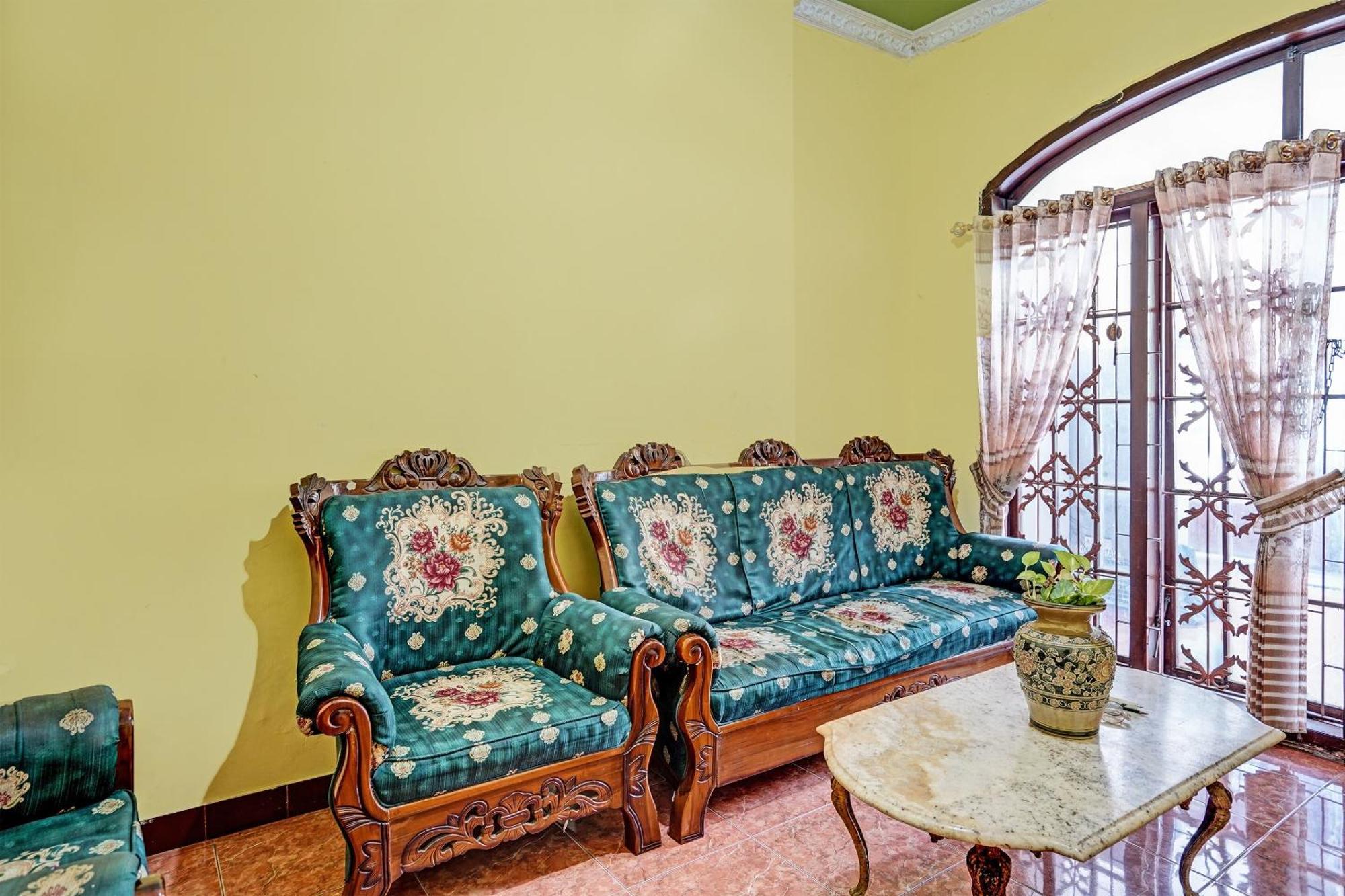 Spot On 91716 Kost Yy Syariah Hotel Mojokerto Luaran gambar