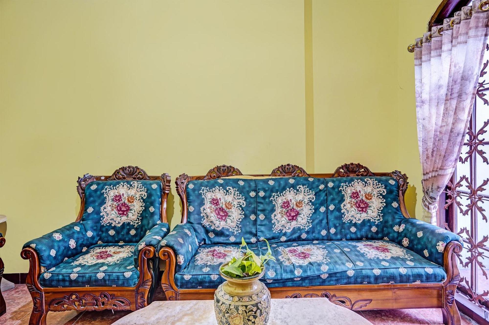 Spot On 91716 Kost Yy Syariah Hotel Mojokerto Luaran gambar