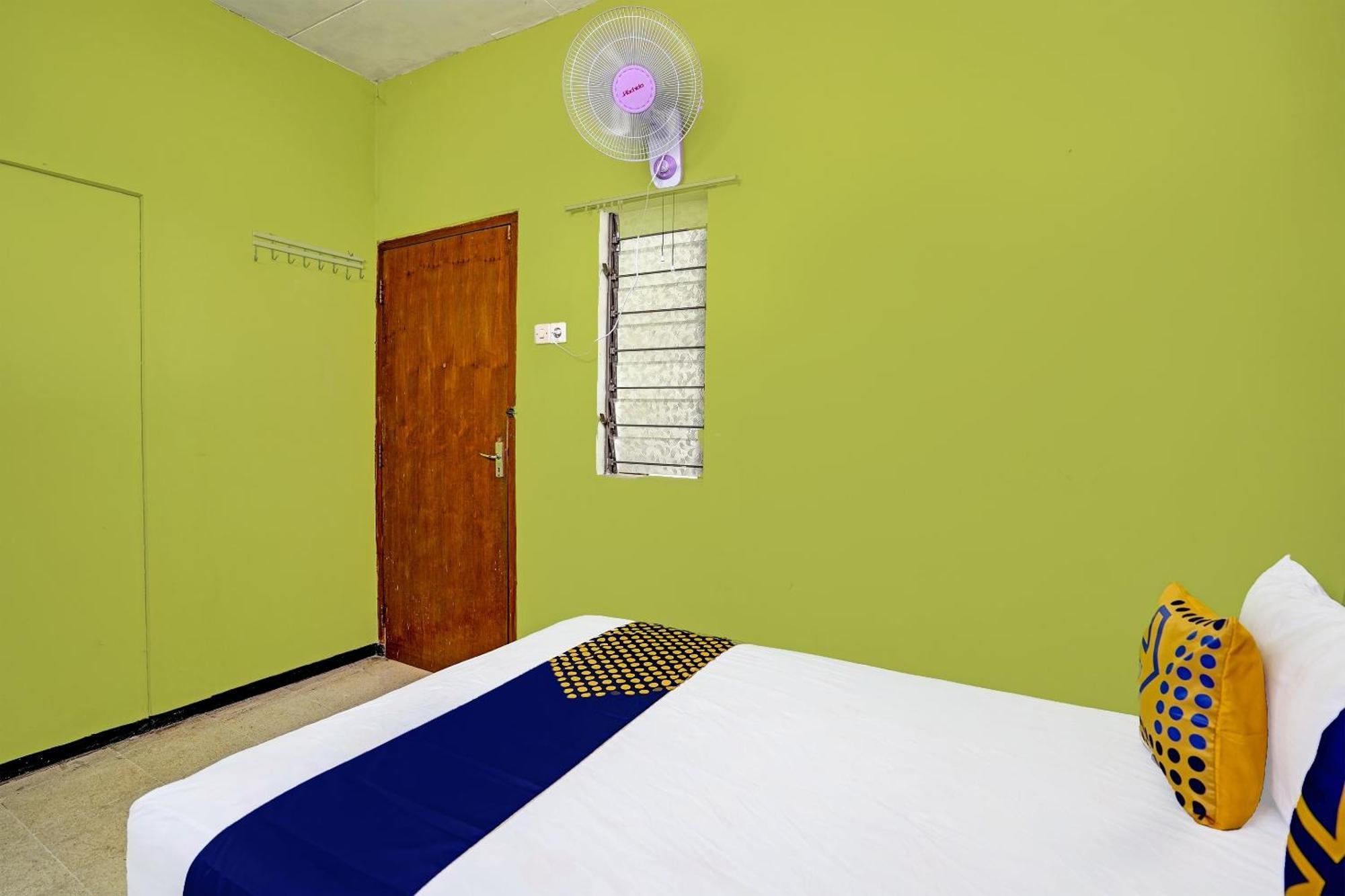 Spot On 91716 Kost Yy Syariah Hotel Mojokerto Luaran gambar
